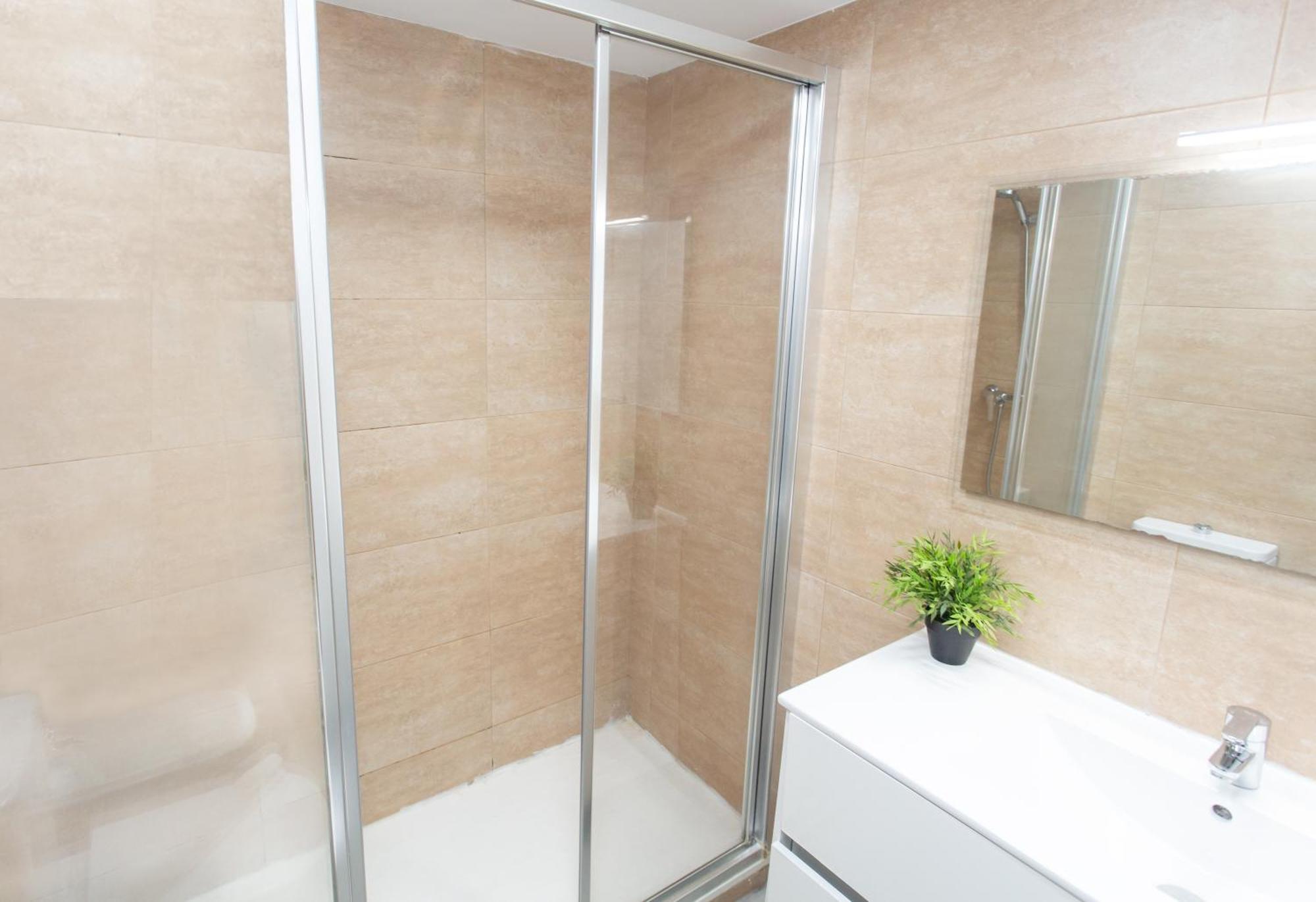 Vlc - Tranquilo Apartamento En Plaza Cisneros 瓦伦西亚 外观 照片